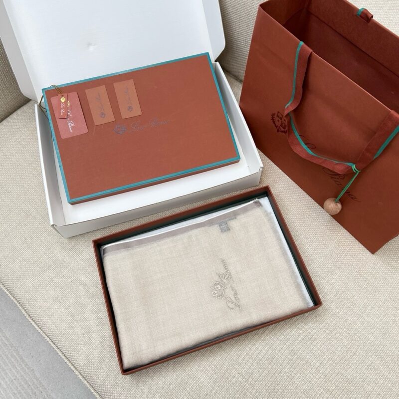 Loro Piana Scarf 190x90cm 100% Cashmere