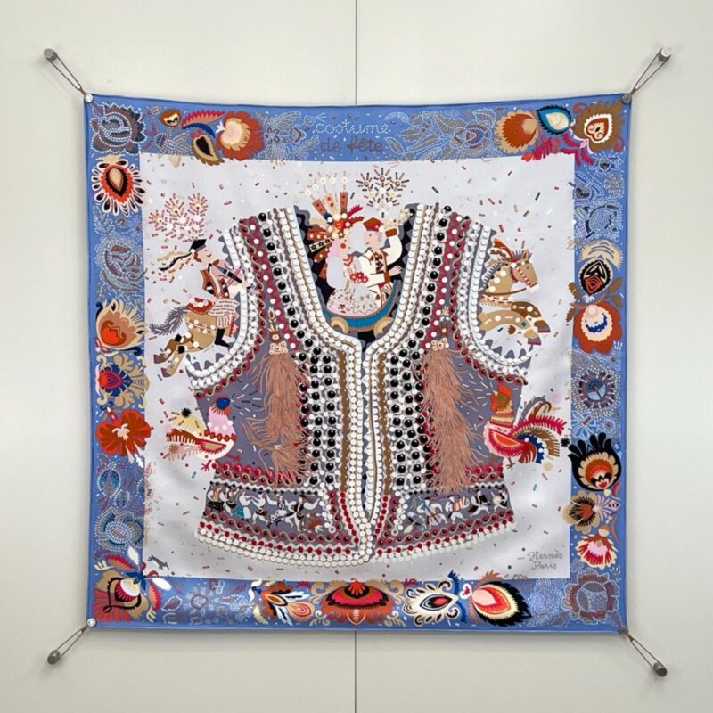 Hermès Chinese Costume Scarf 90x90cm 100% Silk