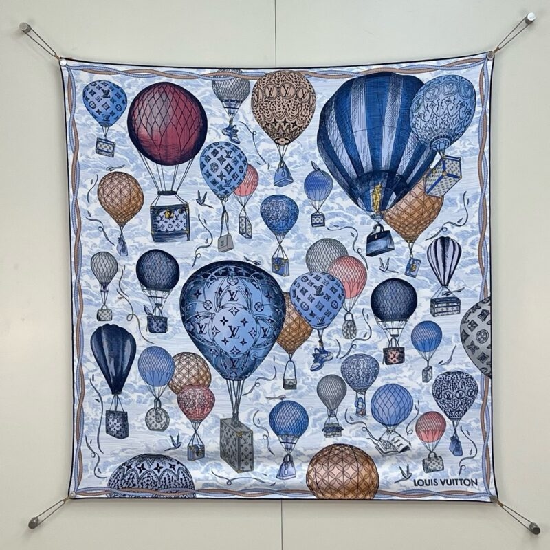 LV Hot Air Balloon 90x90cm 100% Silk