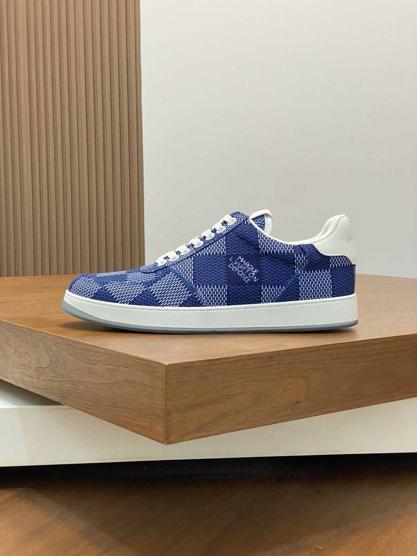 img_2942 Louis Vuitton Trainers - Image 1