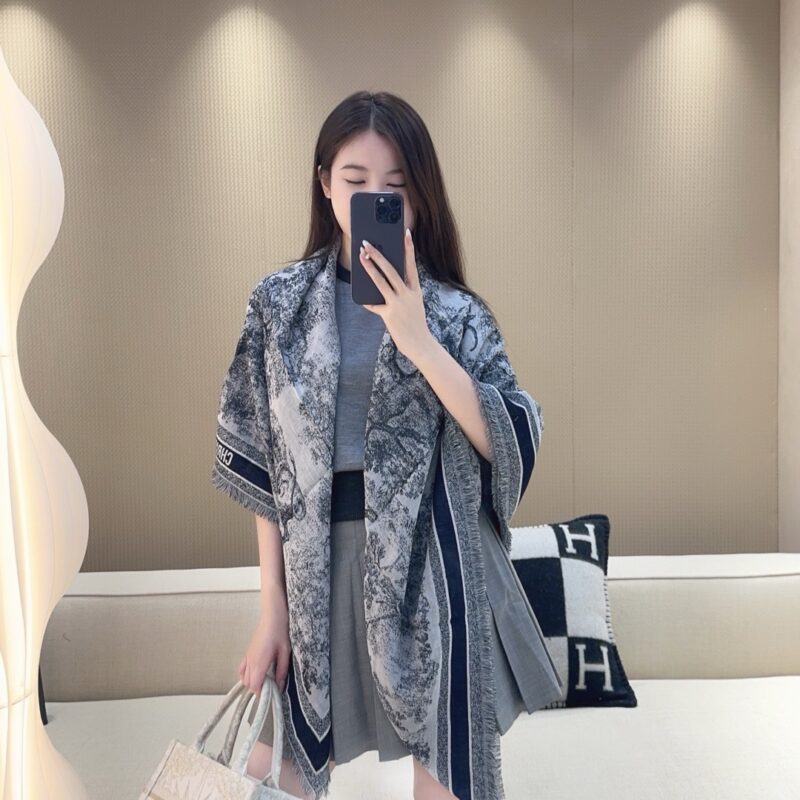 Dior Rue Printed Square Scarf 140x140cm 53% Wool 31% Silk 16% Cotton