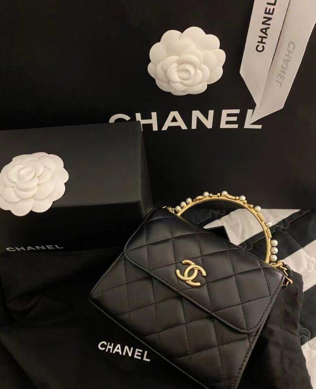 Chanel 23B Pearl Black Handle Bag