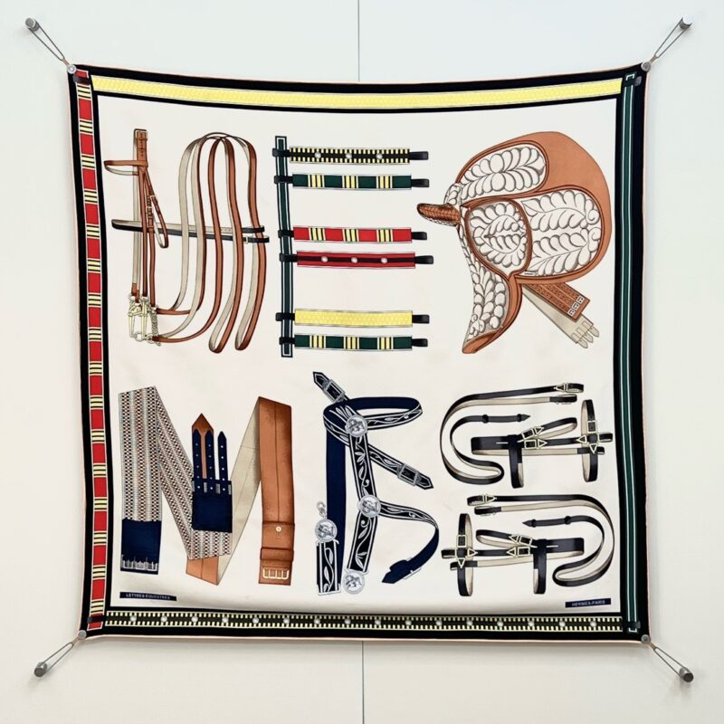 Hermès Equestrian Key 90х90cm 100% Silk