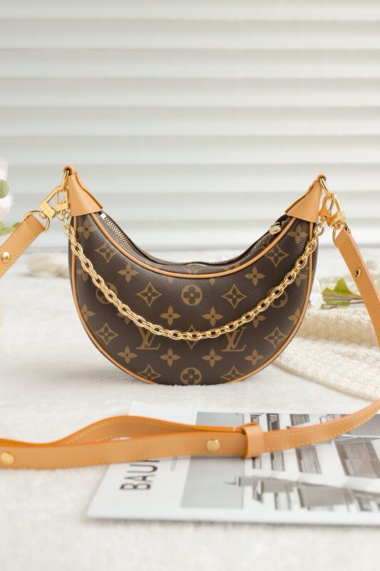 LV Loop Monogram