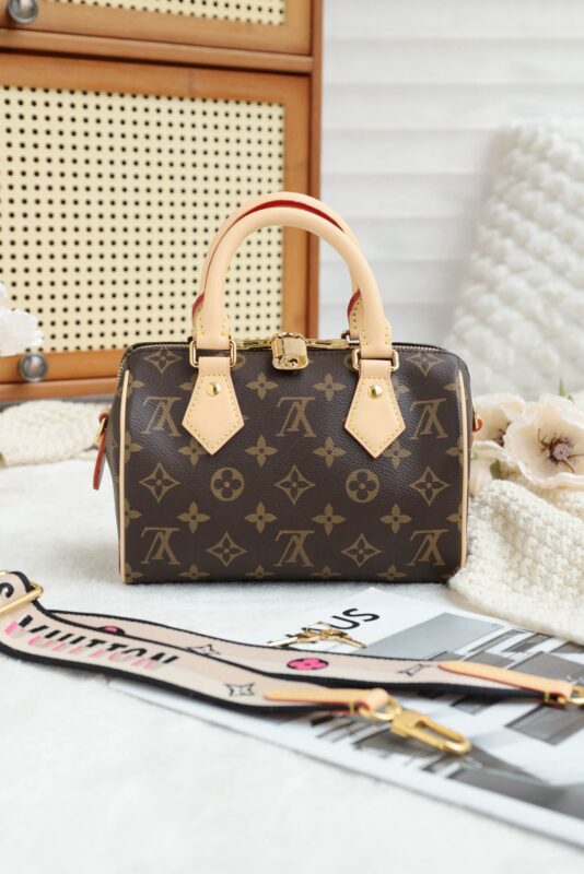 LV Speedy 20cm