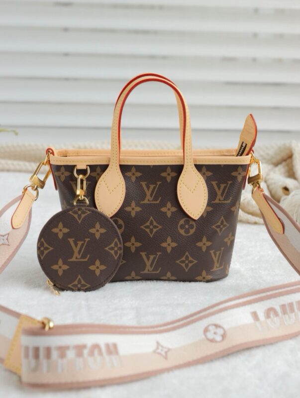 LV Neverfull BB