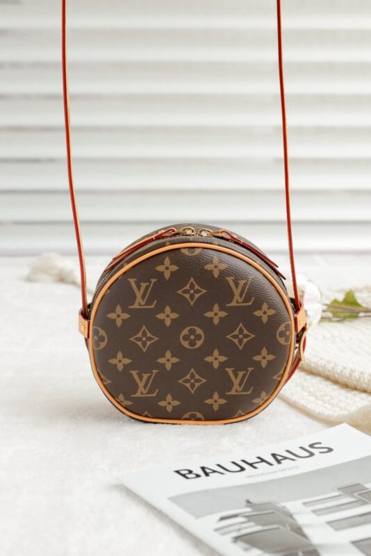LV Boith Chapeau Souple Biscuit Bag