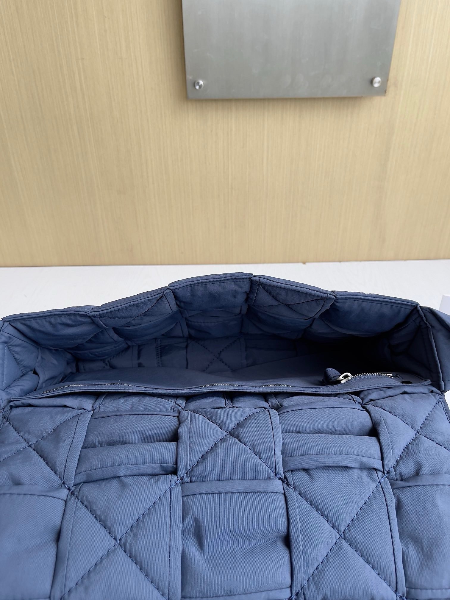 Bottega Veneta Bag - Image 2