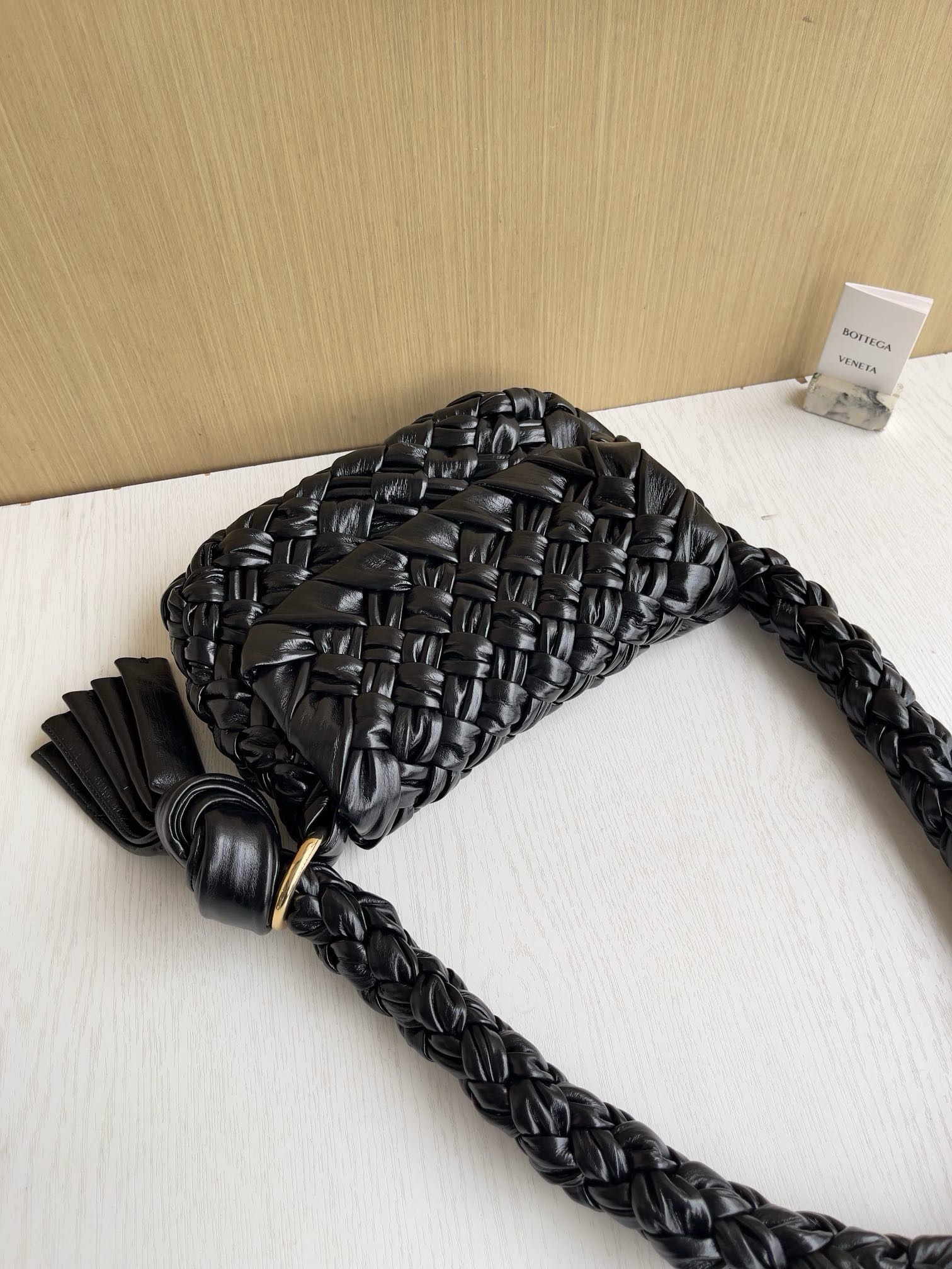 Bottega Veneta Bag - Image 6