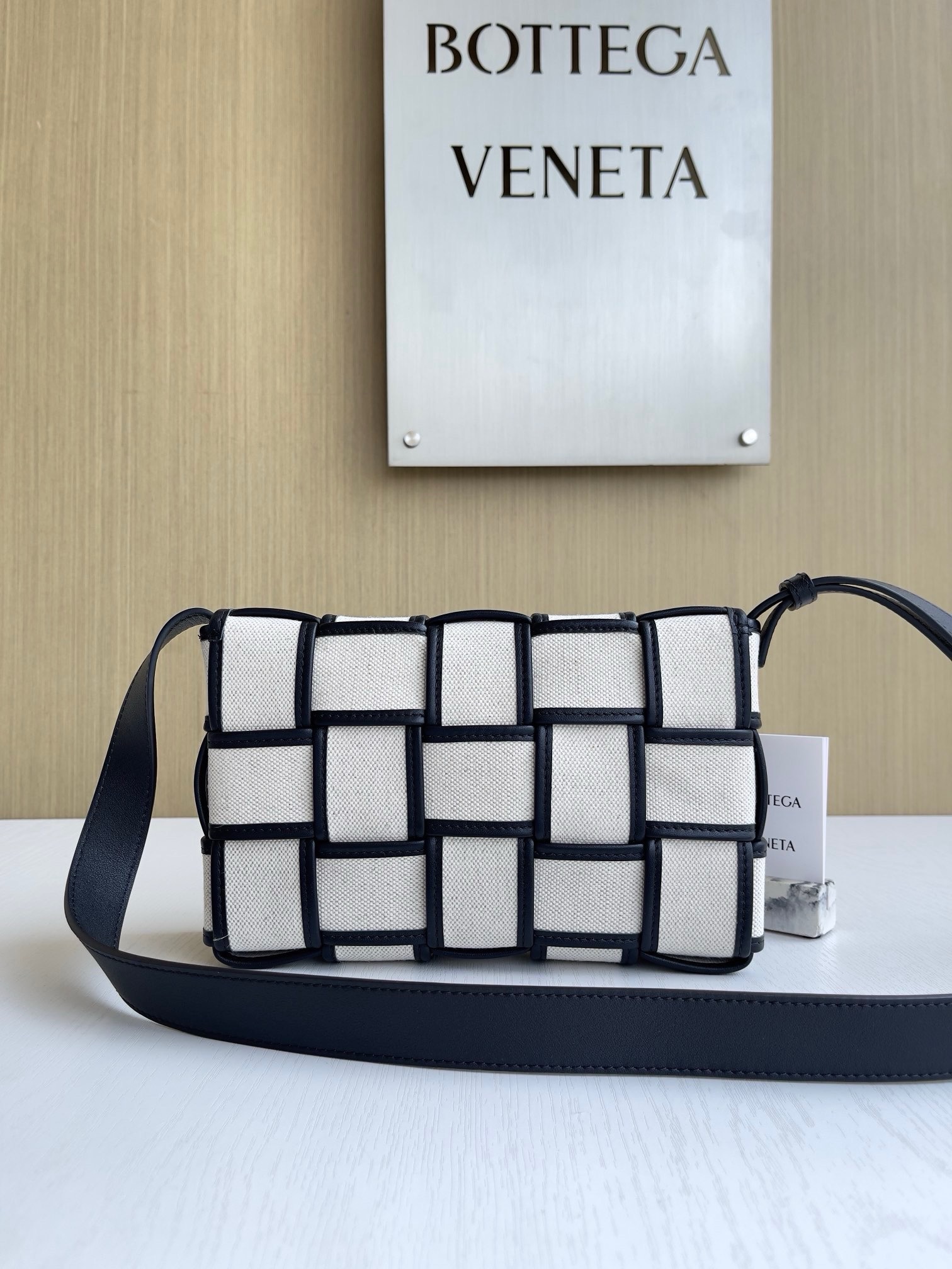 Bottega Veneta Bag - Image 9