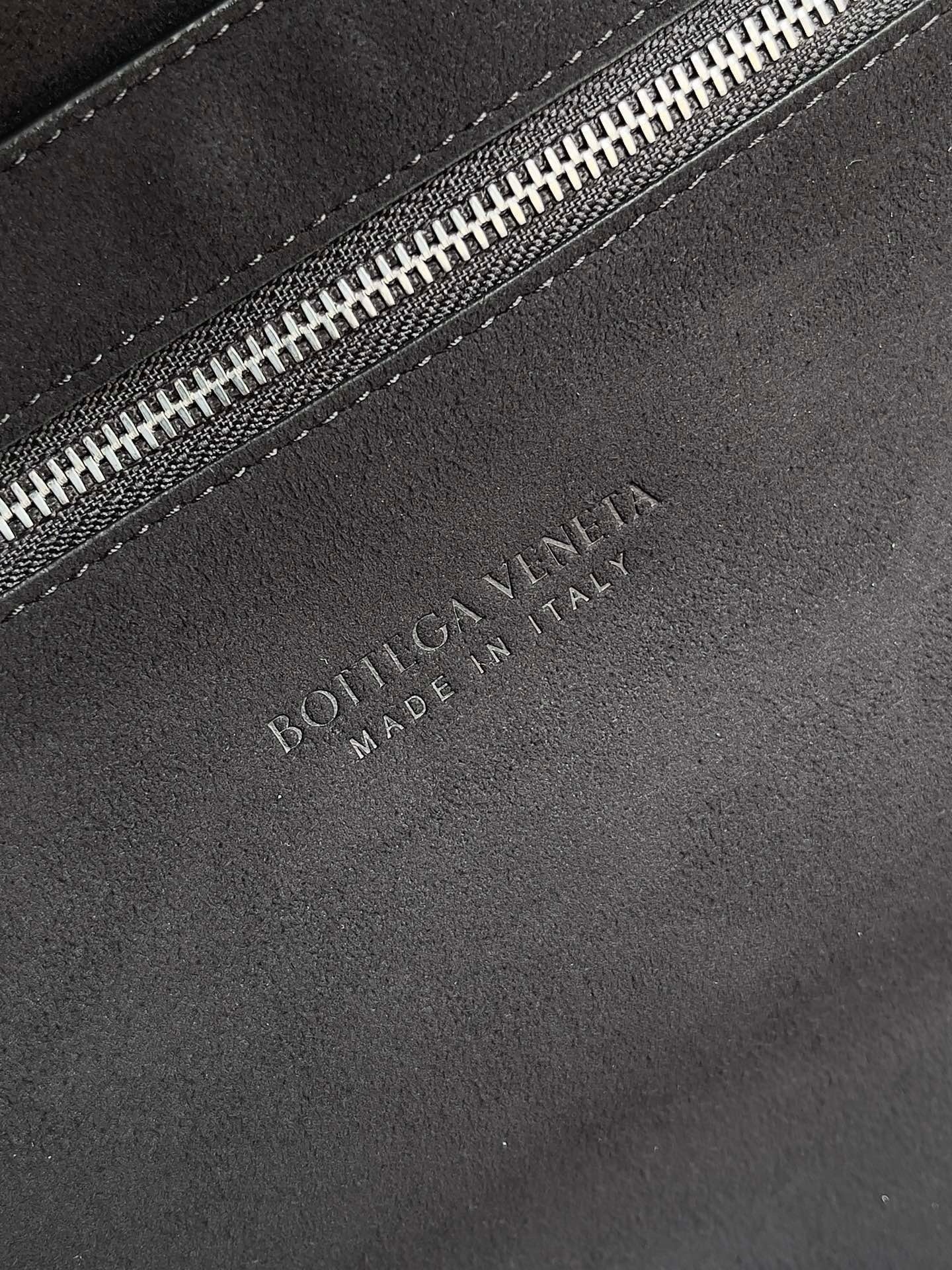 Bottega Veneta Bag - Image 4