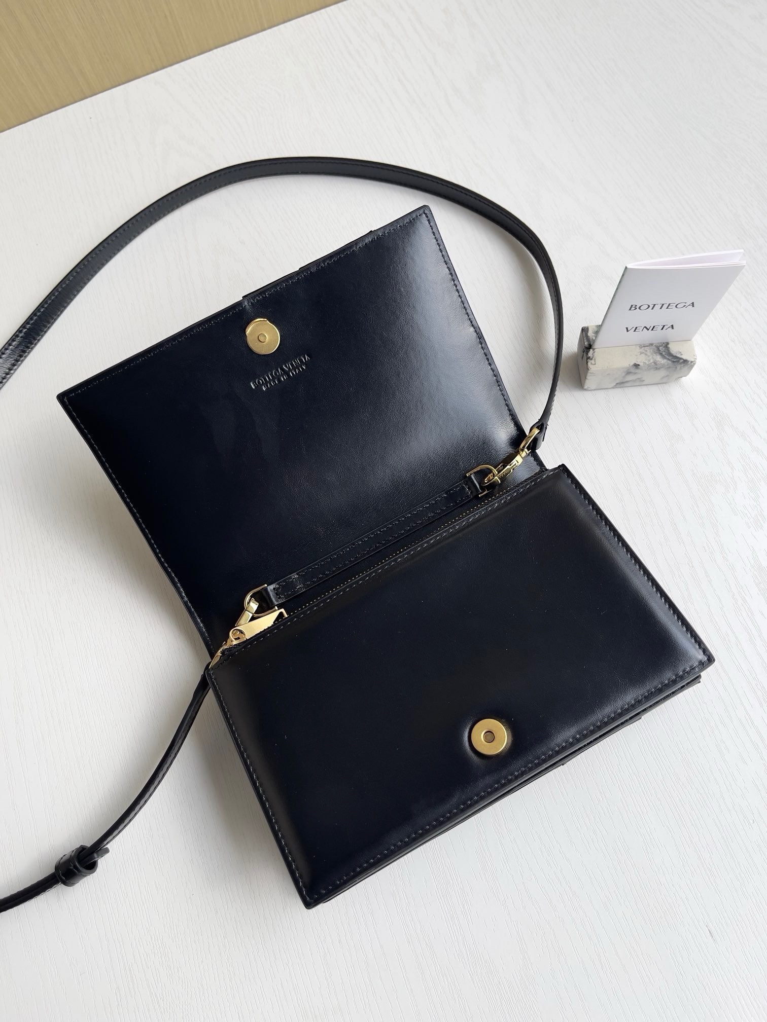 Bottega Veneta Bag - Image 4