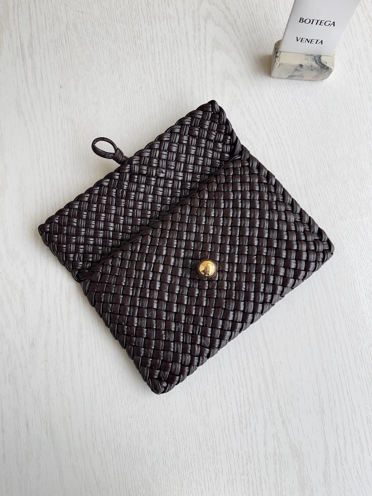 Bottega Veneta Tosca Woven Bag - Image 4