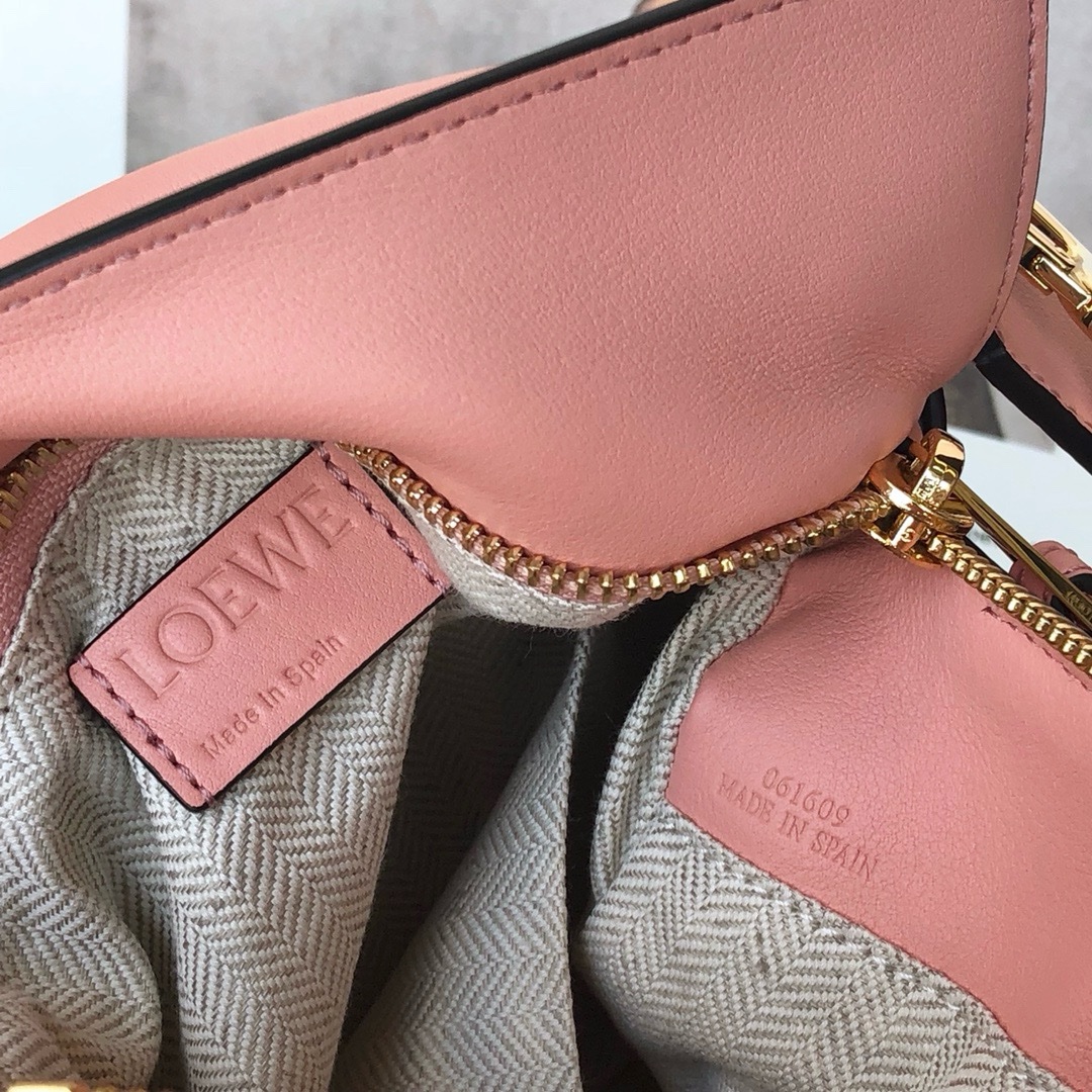 Loewe Small Puzzle Handbag - Image 7