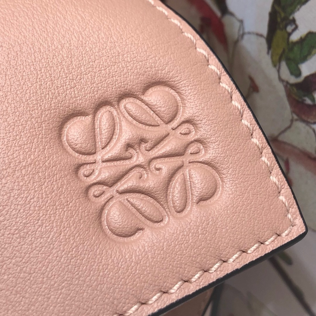 Loewe Small Puzzle Handbag - Image 5