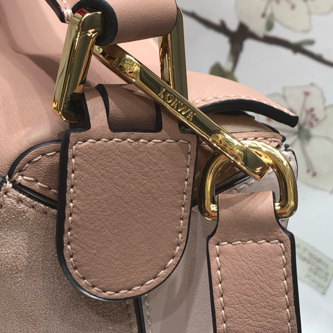 Loewe Small Puzzle Handbag - Image 6