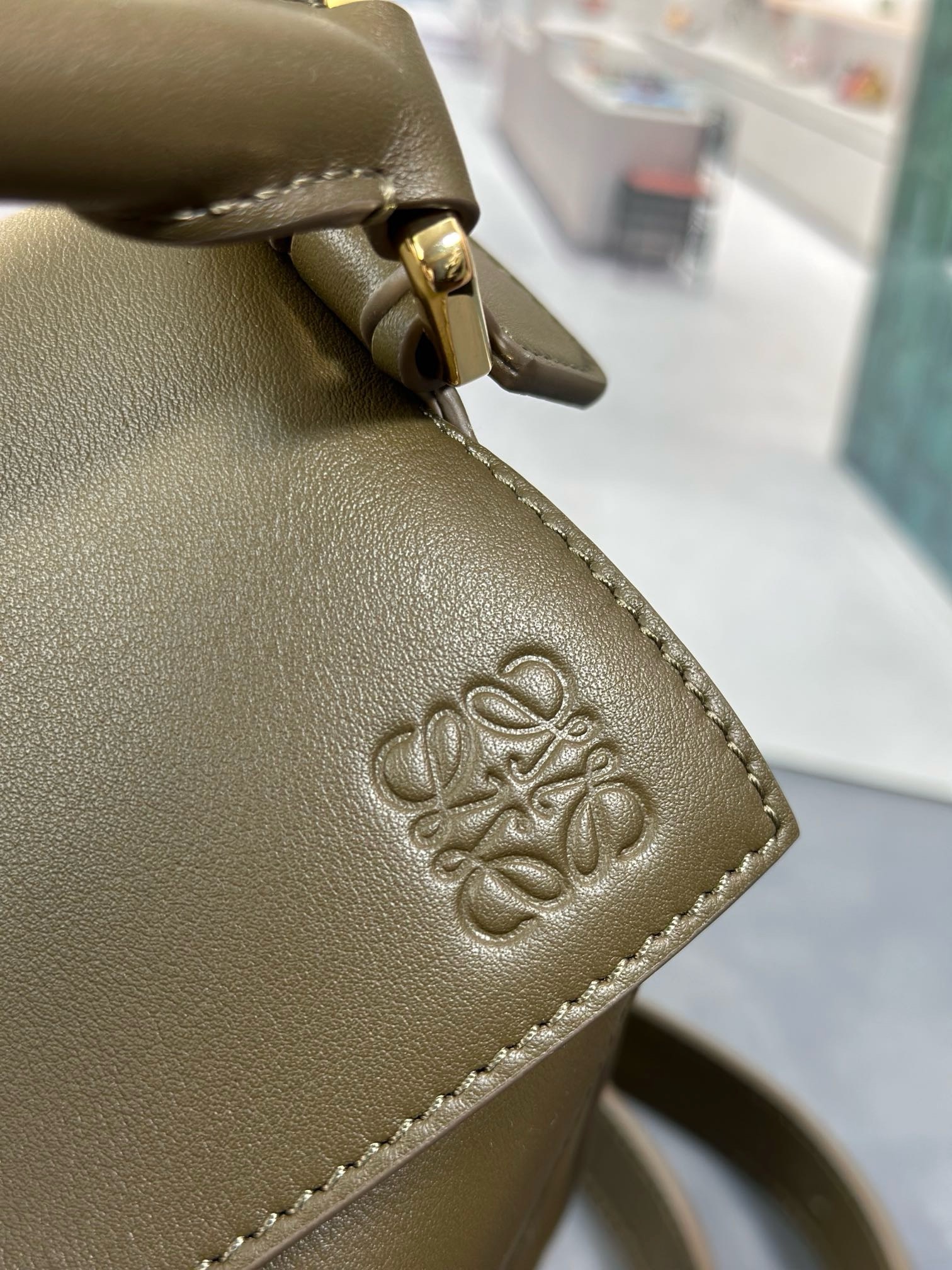 Loewe Small Puzzle Handbag - Image 5