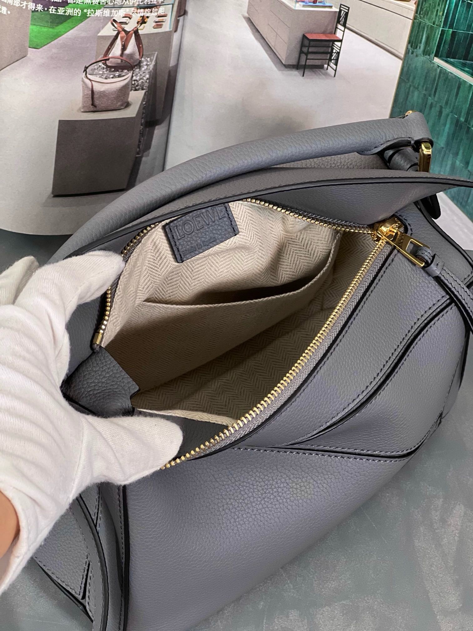 Loewe Small Puzzle Handbag - Image 6