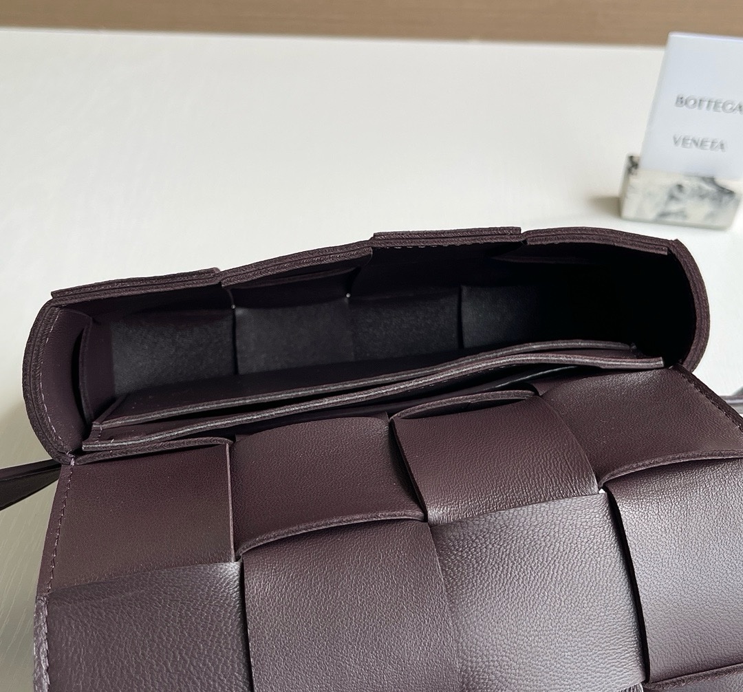 Bottega Veneta Cassette - Image 9