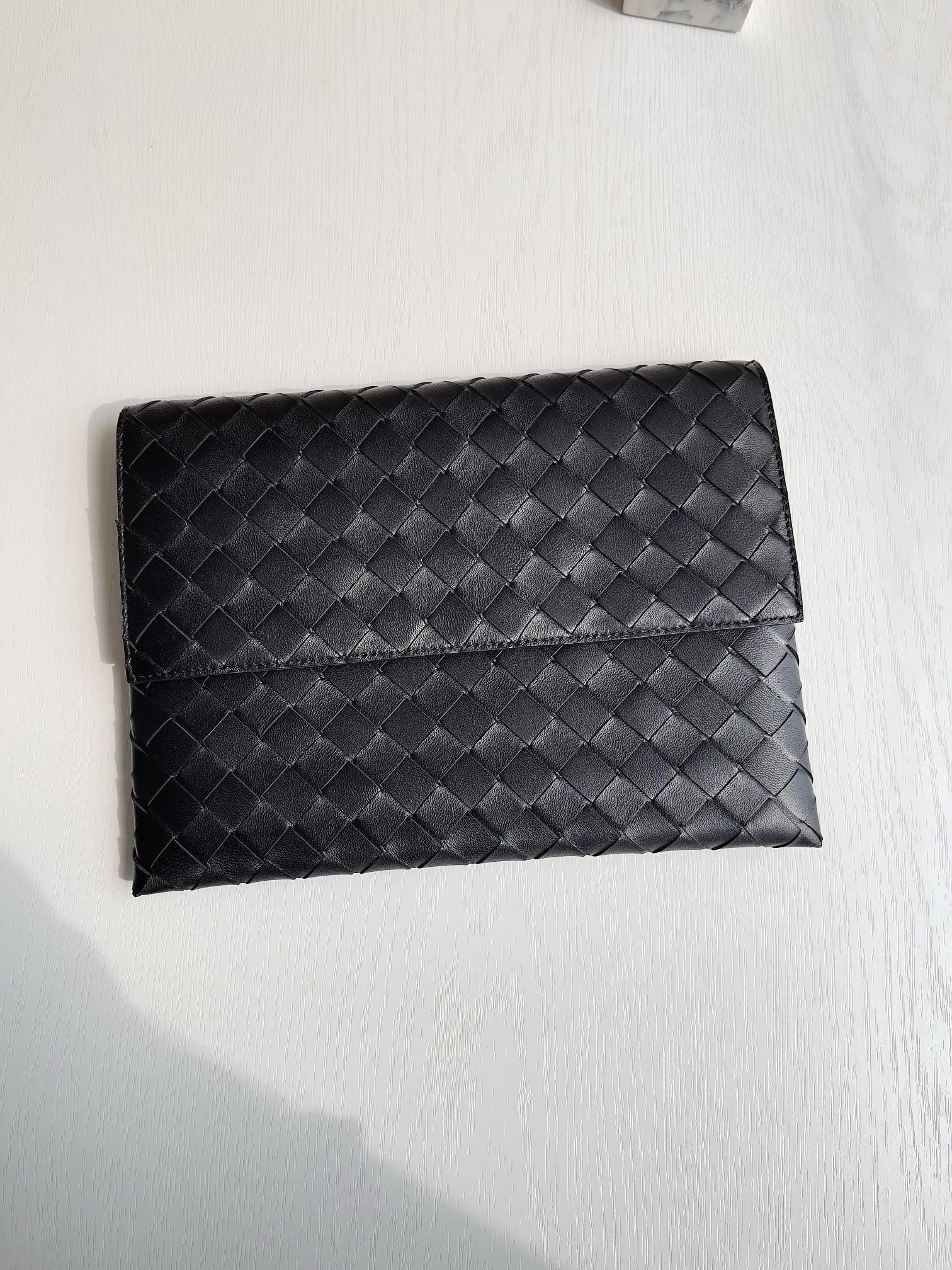 Bottega Veneta Cassette - Image 4