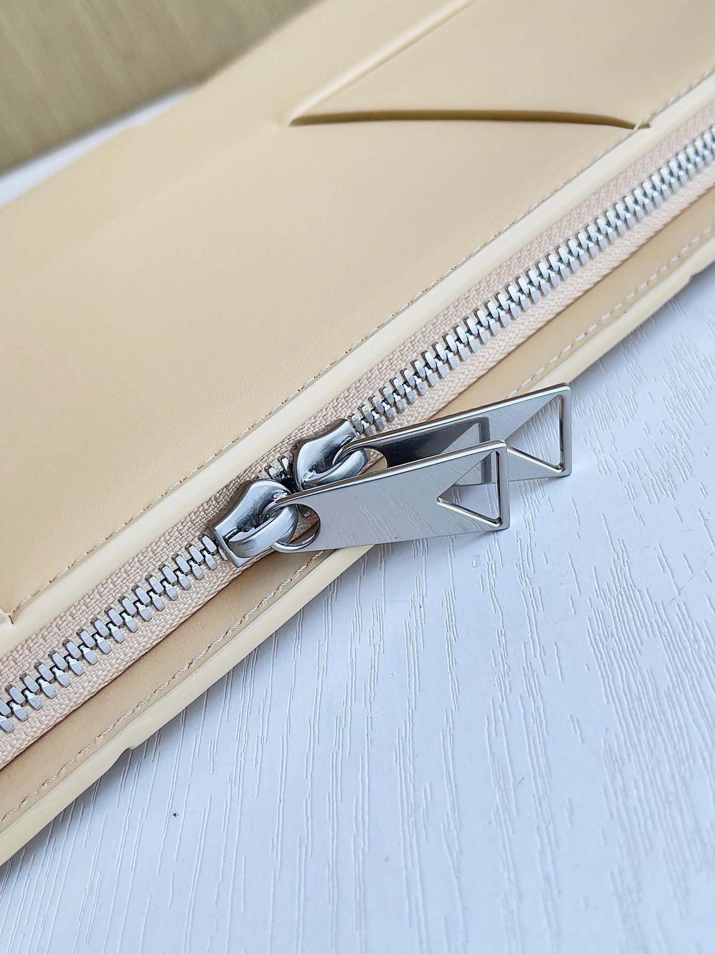 Bottega Veneta Cassette - Image 3