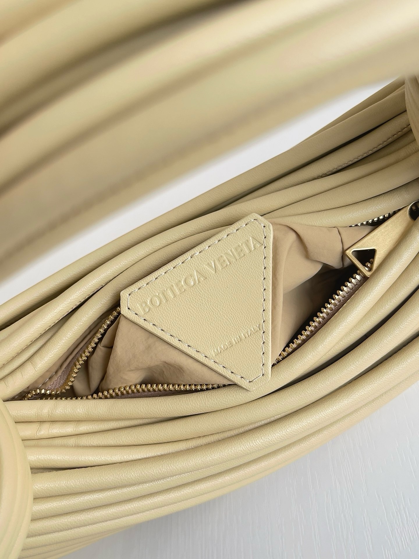 Bottega Veneta Jodie Mini - Image 8