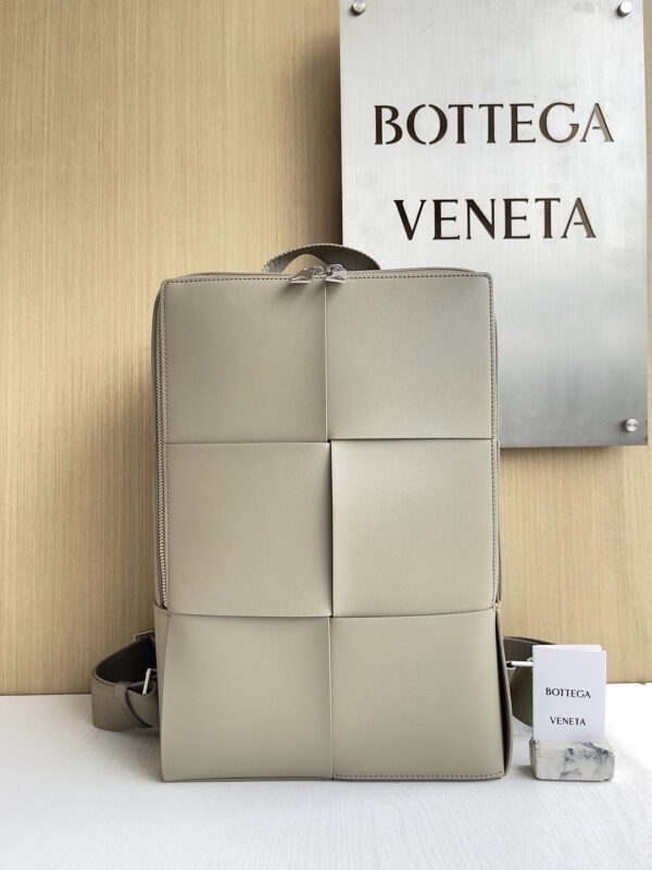 Bottega Veneta Arco