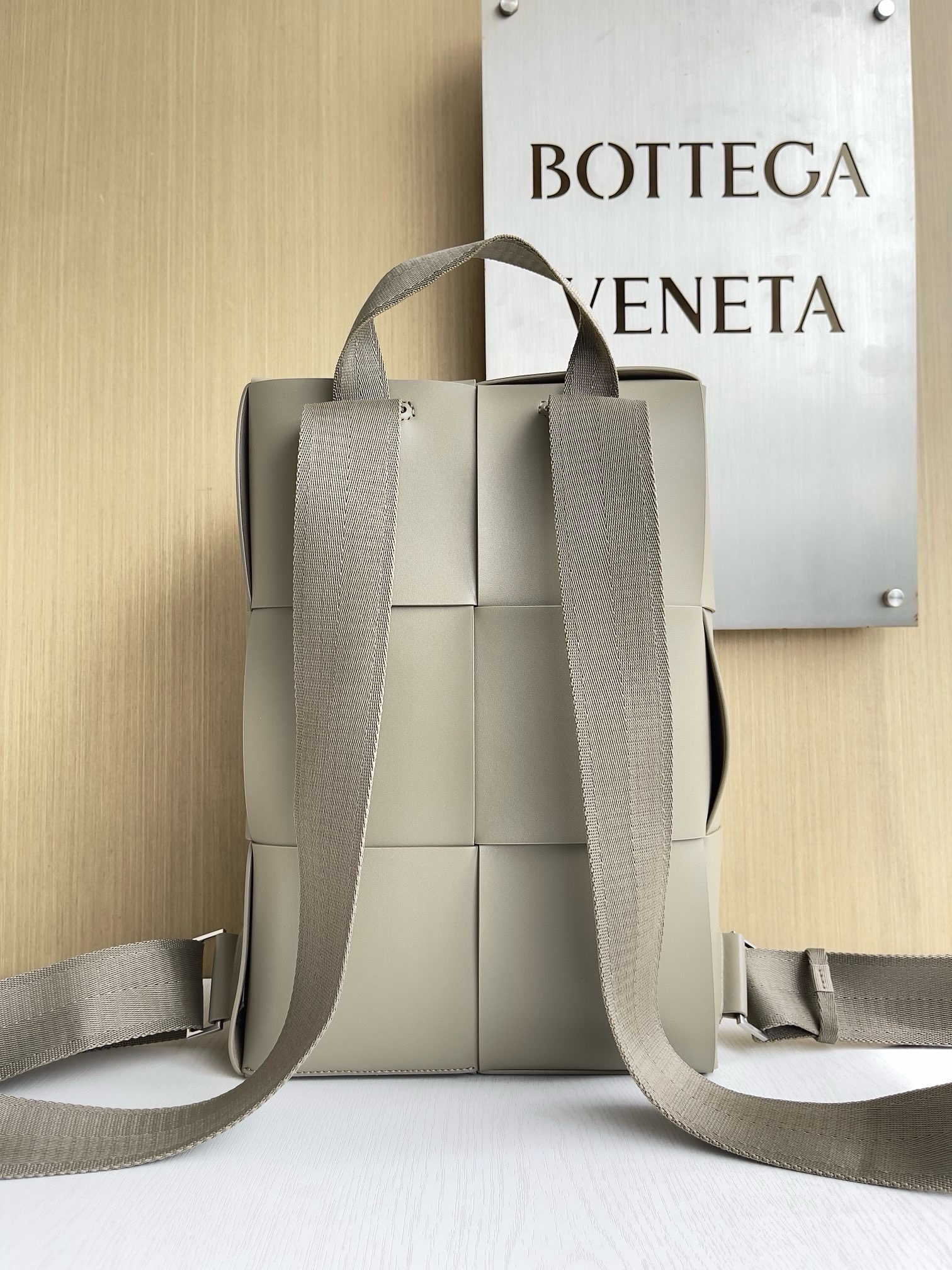 Bottega Veneta Arco - Image 4