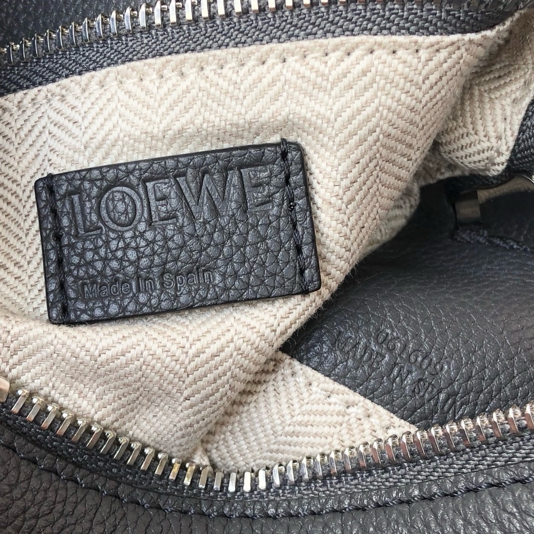 Loewe Small Puzzle Handbag - Image 7