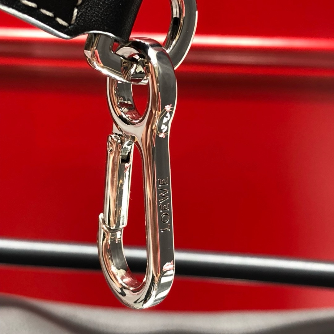 Loewe Small Puzzle Handbag - Image 6