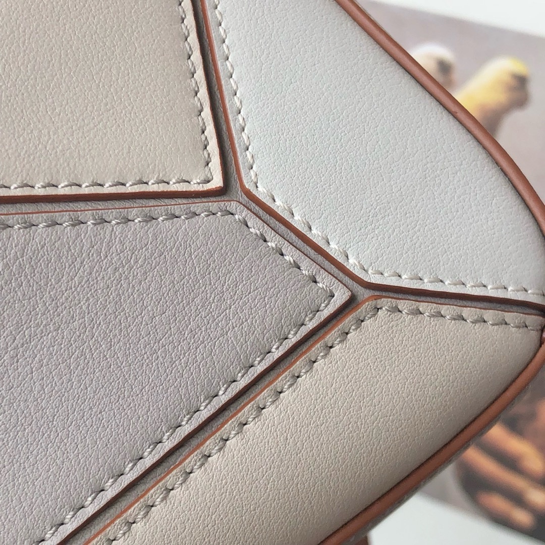 Loewe Small Puzzle Handbag - Image 5