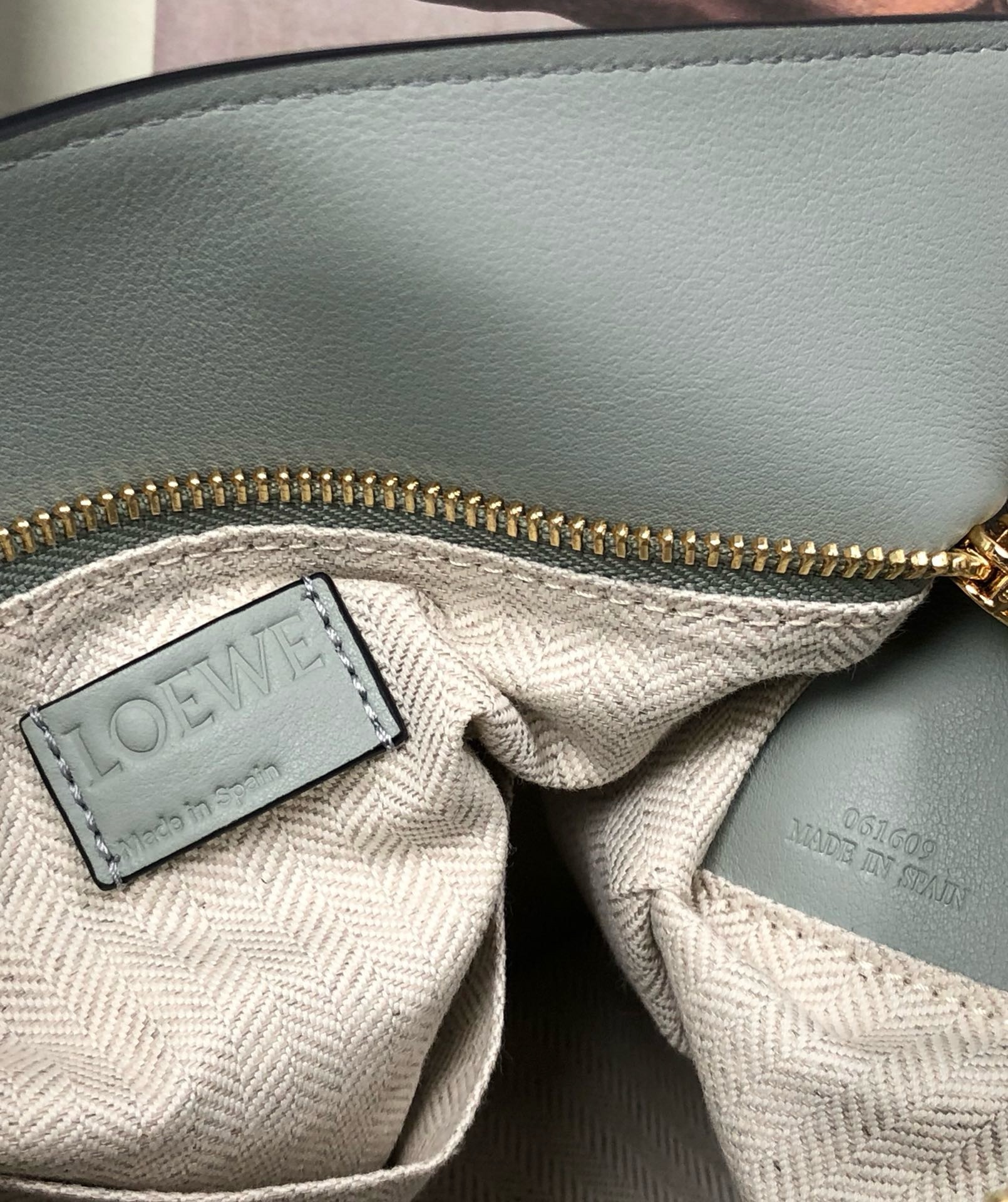 Loewe Small Puzzle Handbag - Image 8