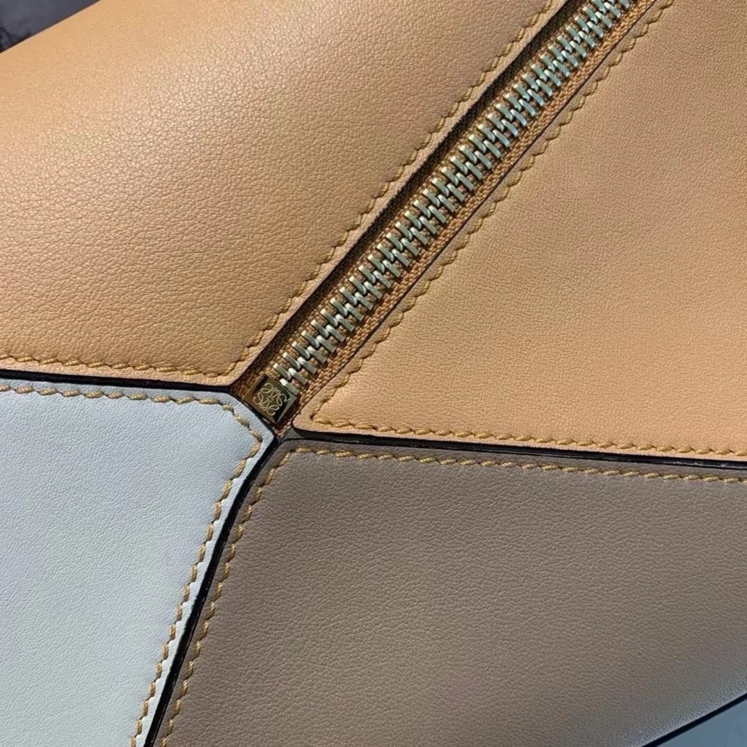 Loewe Small Puzzle Handbag - Image 7