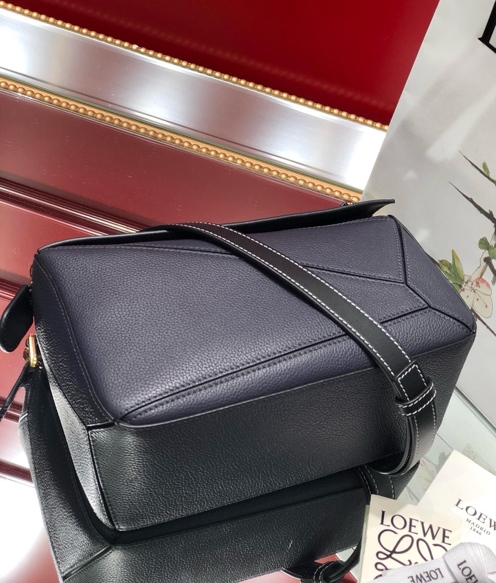 Loewe Small Puzzle Handbag - Image 4