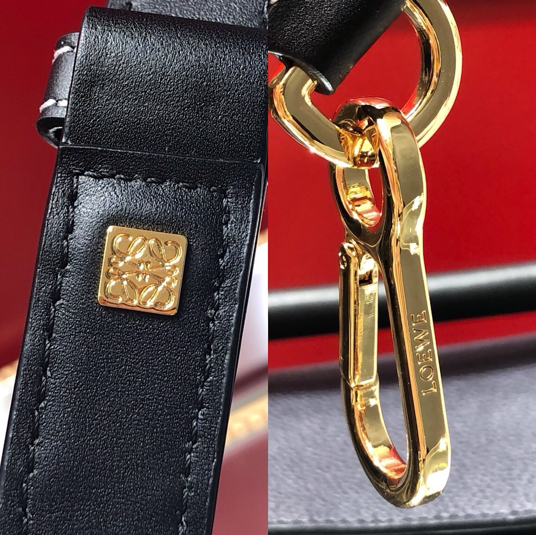 Loewe Small Puzzle Handbag - Image 9