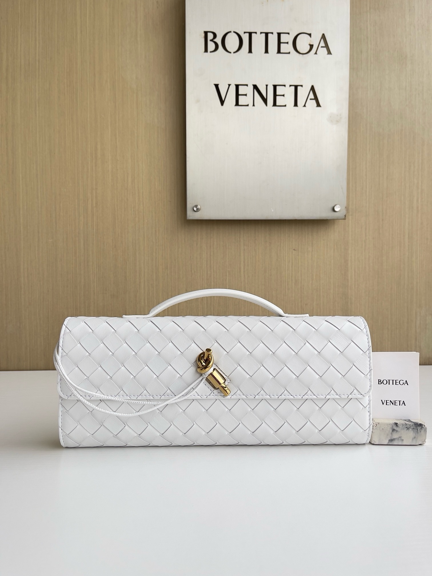 img_1441 Bottega Veneta Andiamo clutch - Image 1