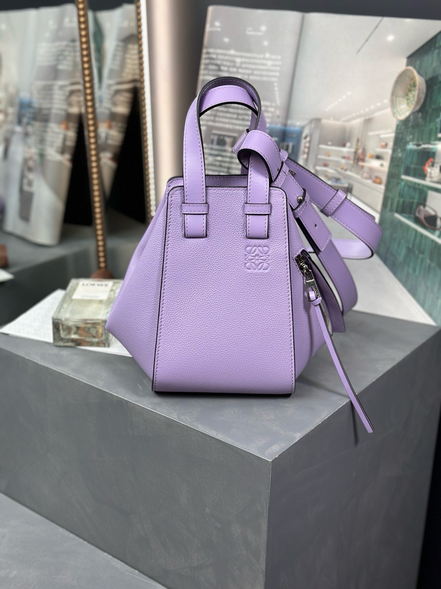 Loewe Hammock Handbag - Image 2