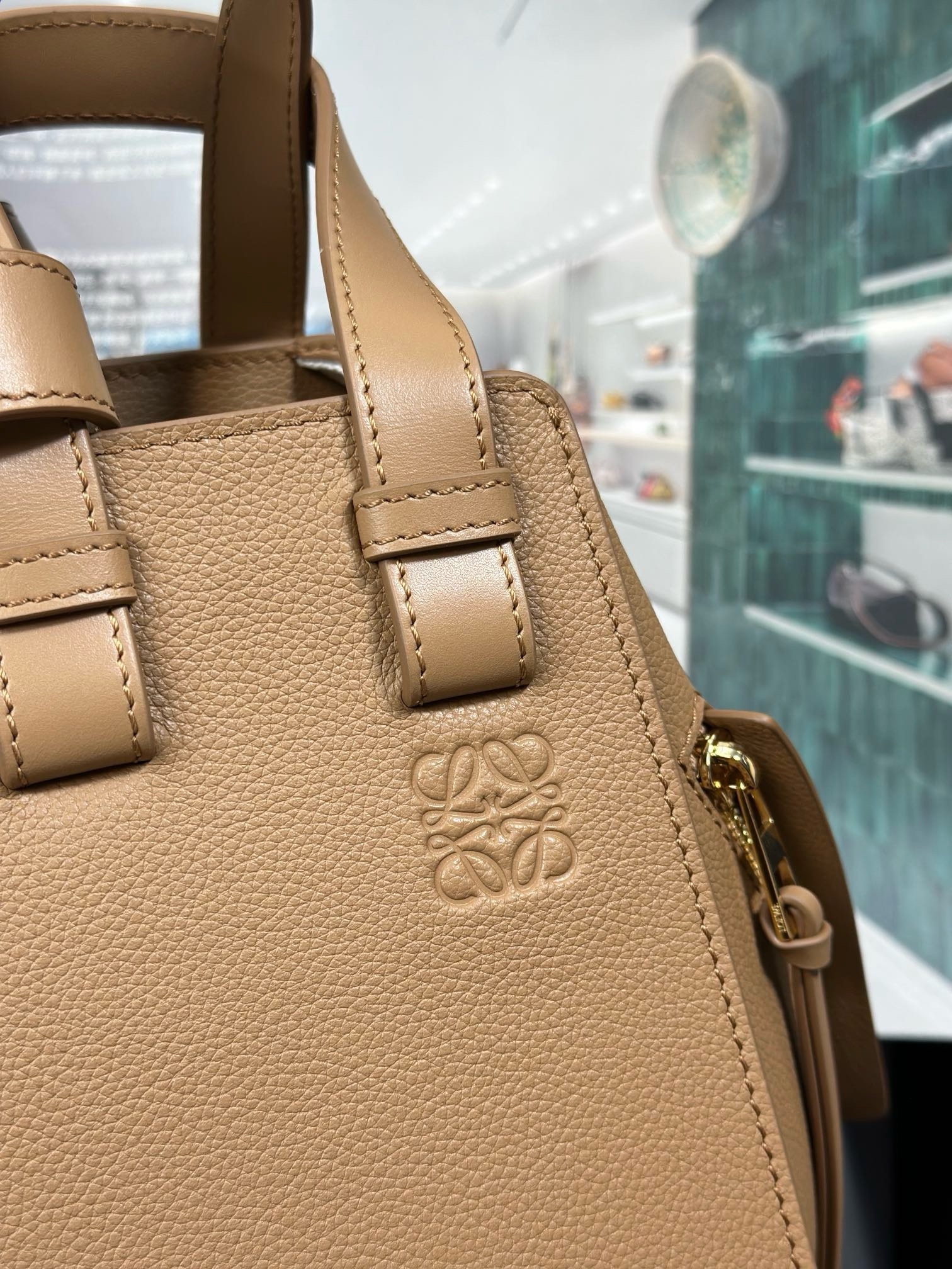 Loewe Hammock Handbag - Image 5