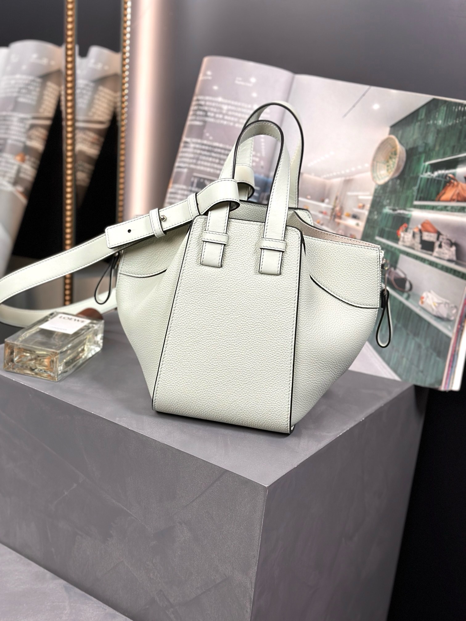 Loewe Hammock Handbag - Image 3