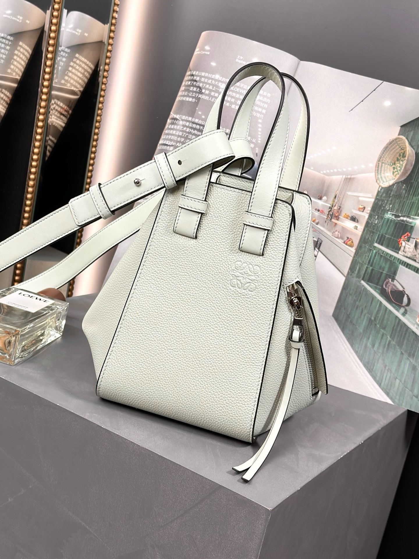 Loewe Hammock Handbag - Image 2