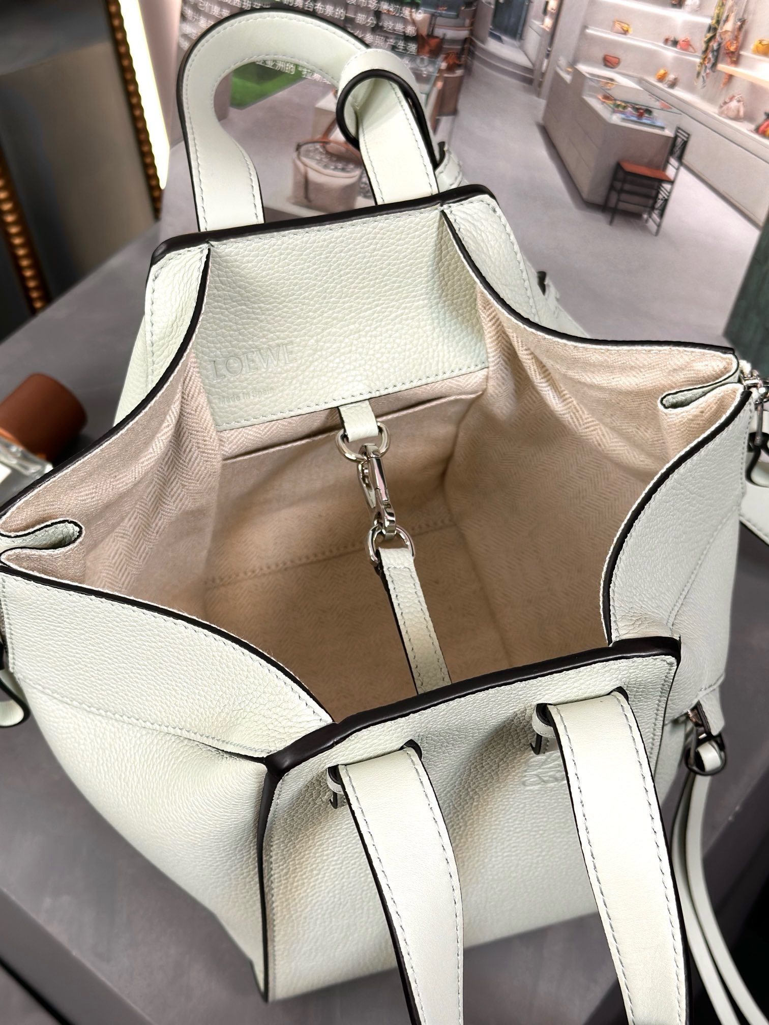Loewe Hammock Handbag - Image 7