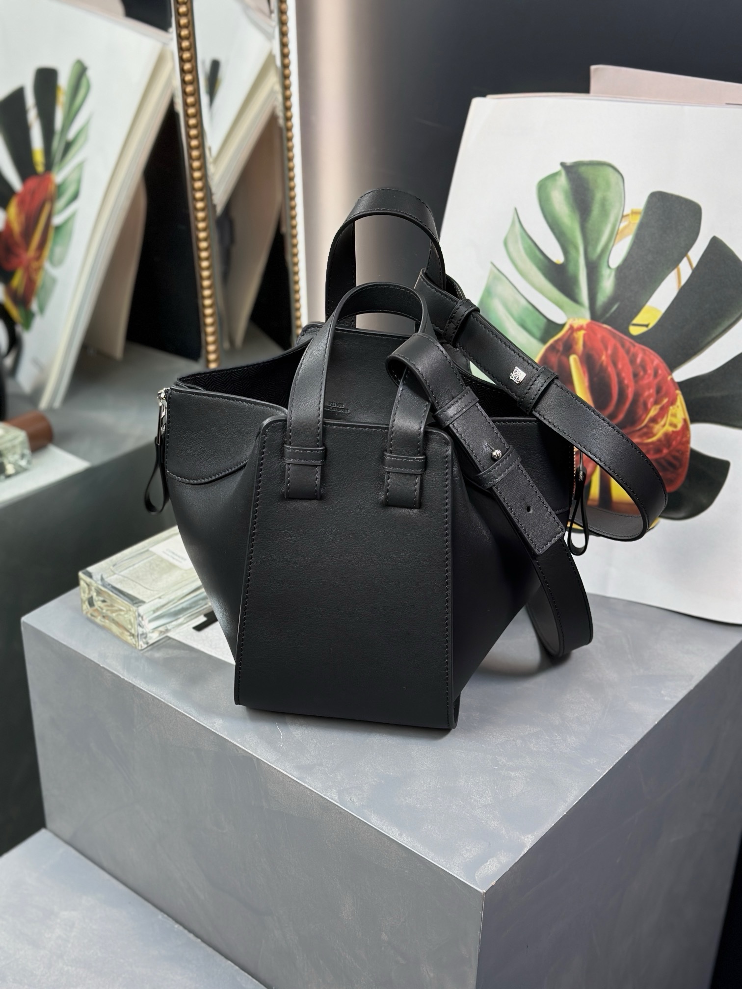 Loewe Hammock Handbag - Image 3