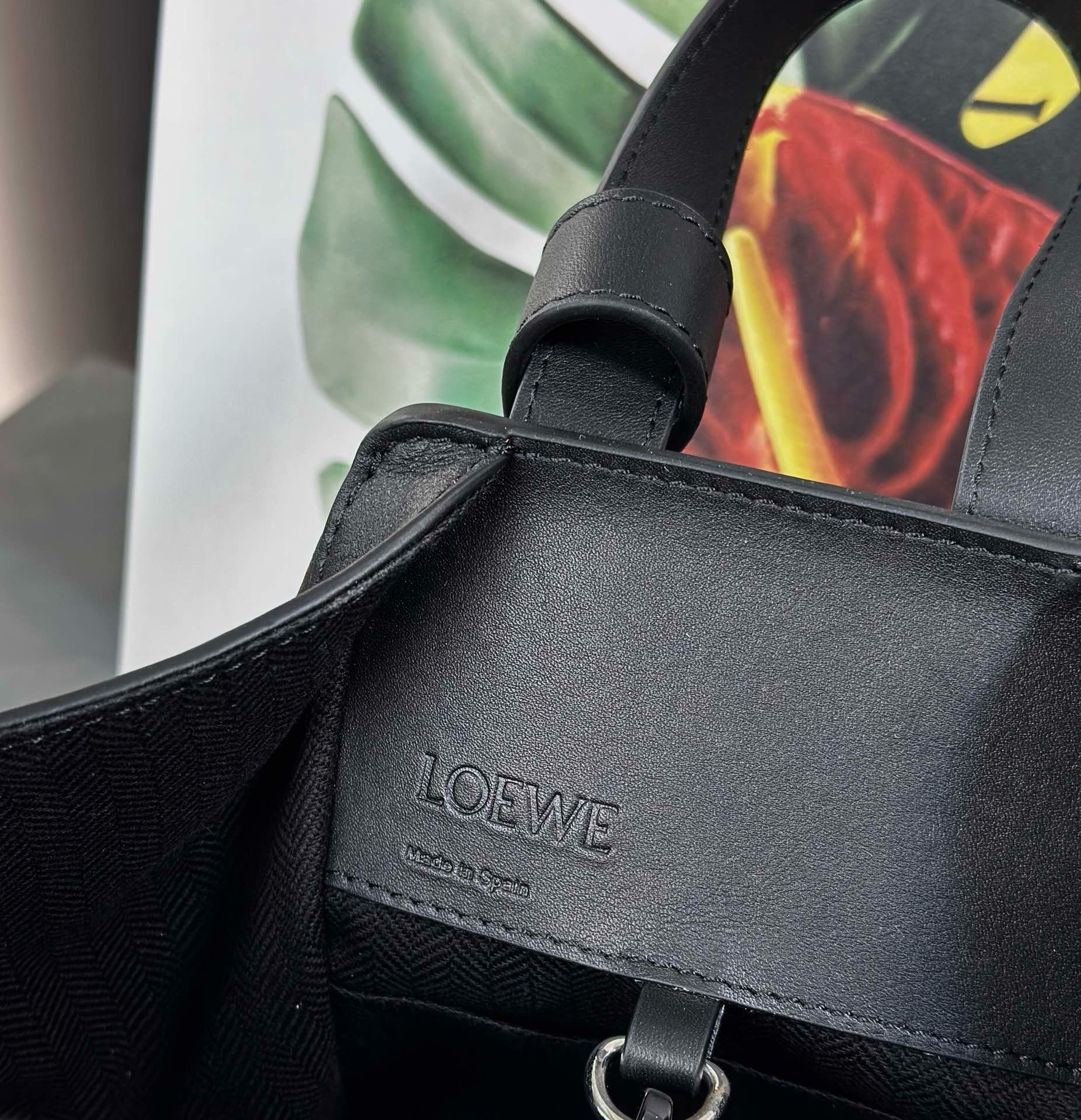 Loewe Hammock Handbag - Image 9