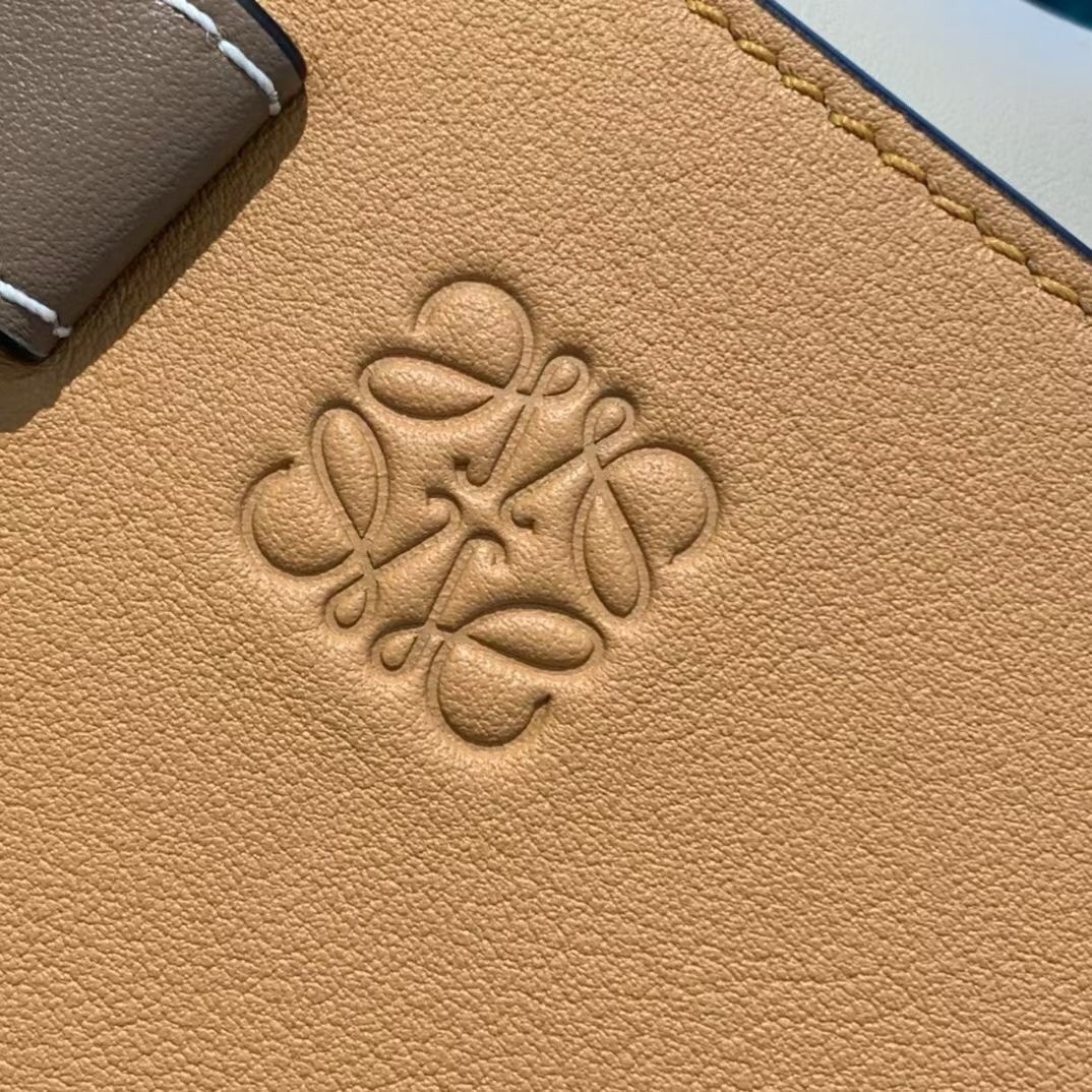 Loewe Hammock Handbag 29cm - Image 5