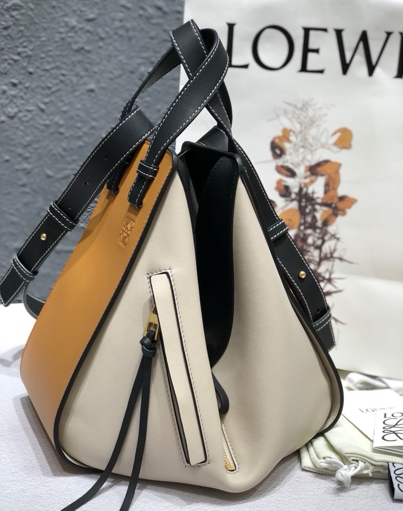 Loewe Hammock Handbag 29cm - Image 2