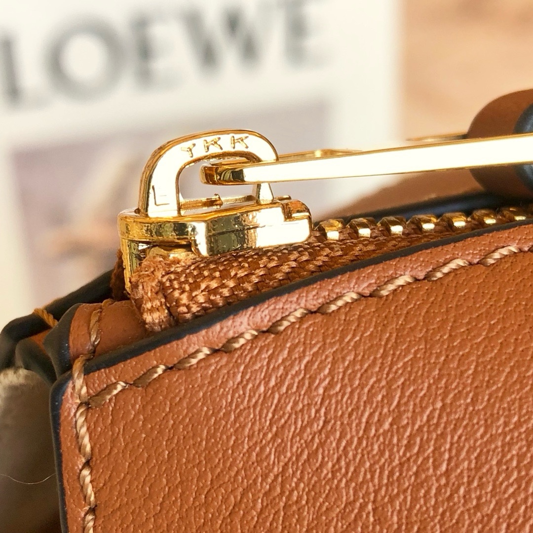 Loewe Hammock Handbag 29cm - Image 5