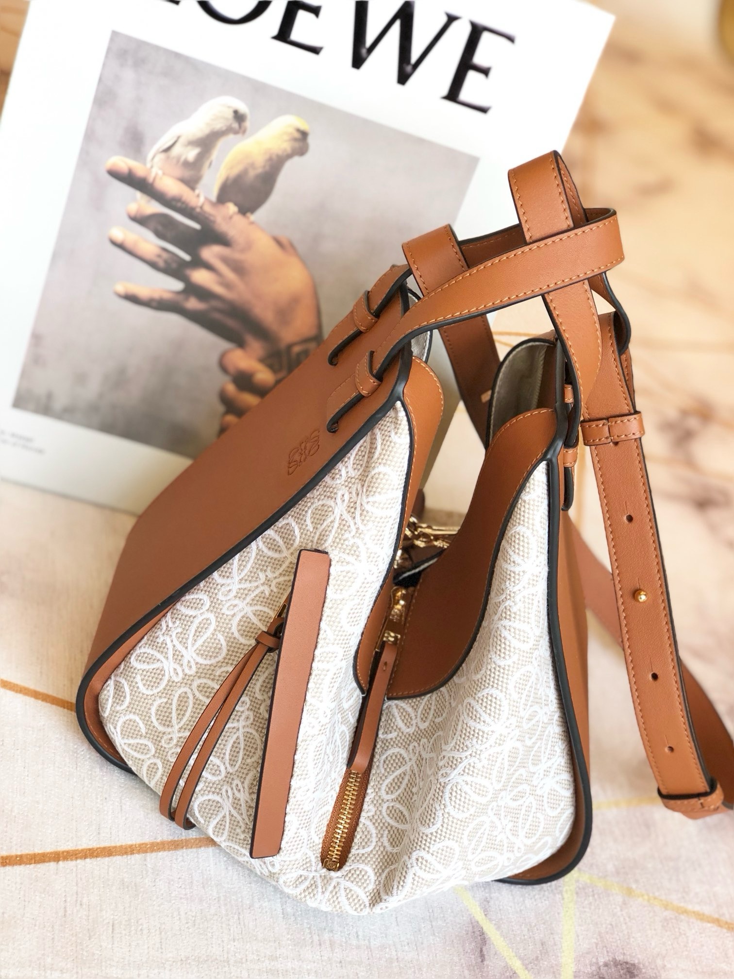 Loewe Hammock Handbag 29cm - Image 3