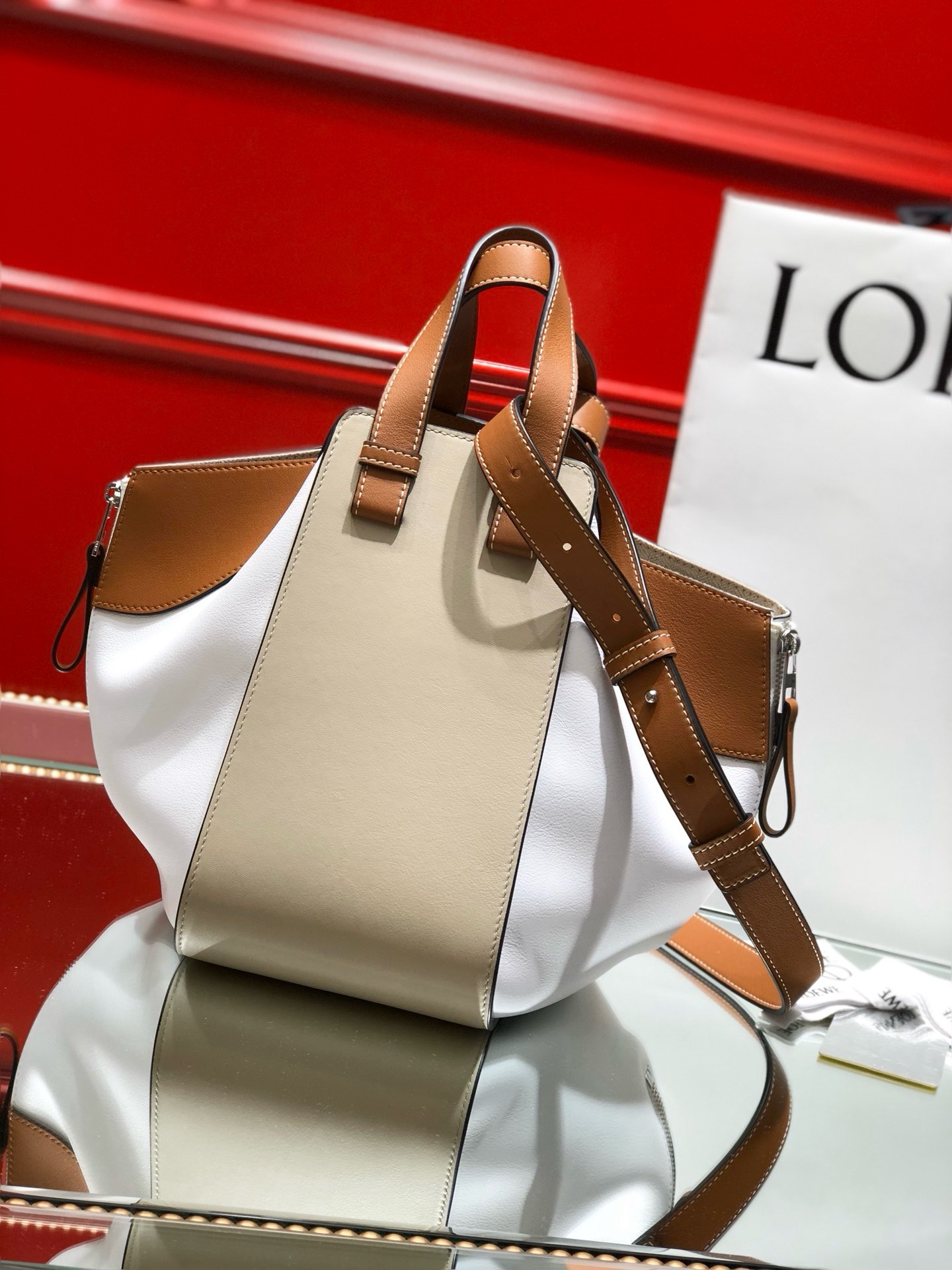 Loewe Hammock Handbag 29cm - Image 3