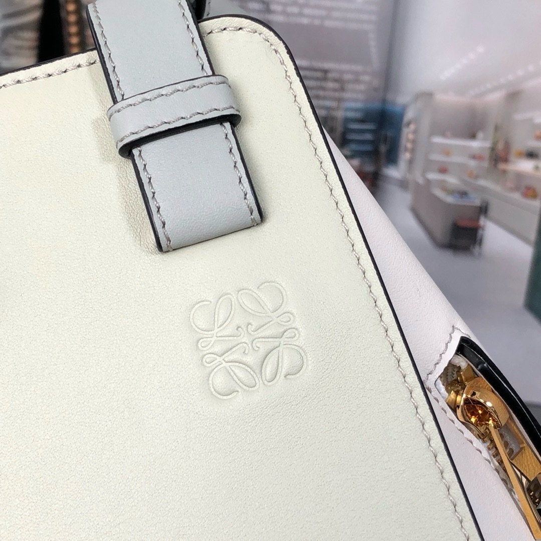 Loewe Hammock Handbag 29cm - Image 6