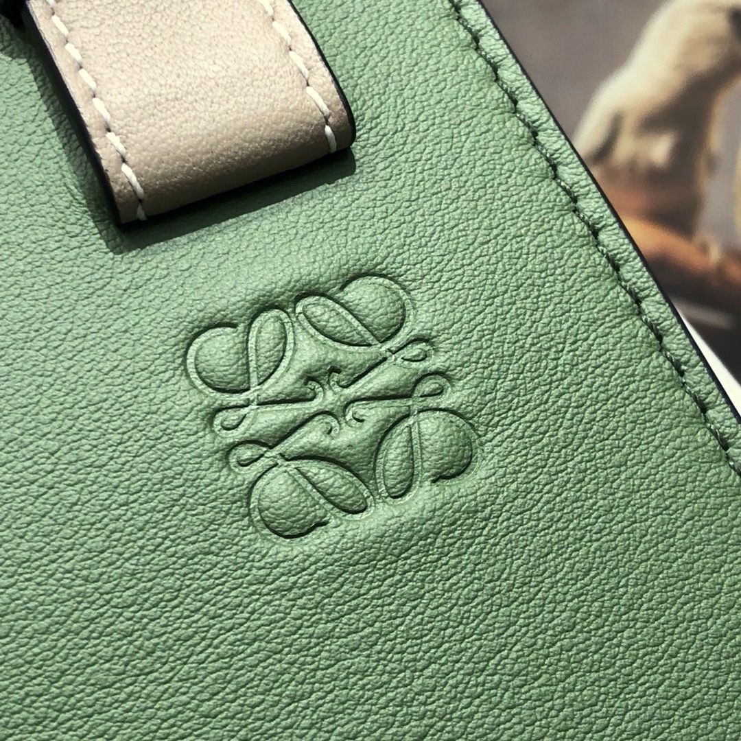 Loewe Hammock Handbag 29cm - Image 5